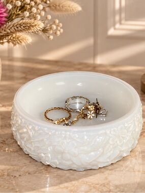 AVON WHITE GLASS DISH